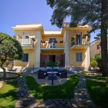 Il Giardino degli Allori Campo Calabro Esterno foto